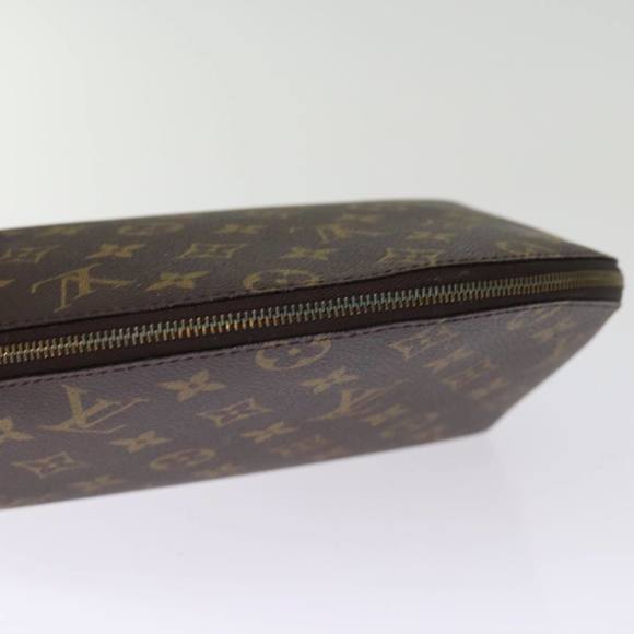 LOUIS VUITTON Monogram Trousse Demi Ronde Cosmetic Pouch M47520 LV Auth 74112 - Picture 5 of 16